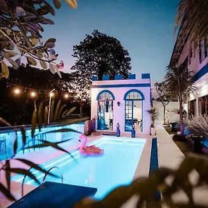 Гостевой дом Bombora Surf Camp, Улувату